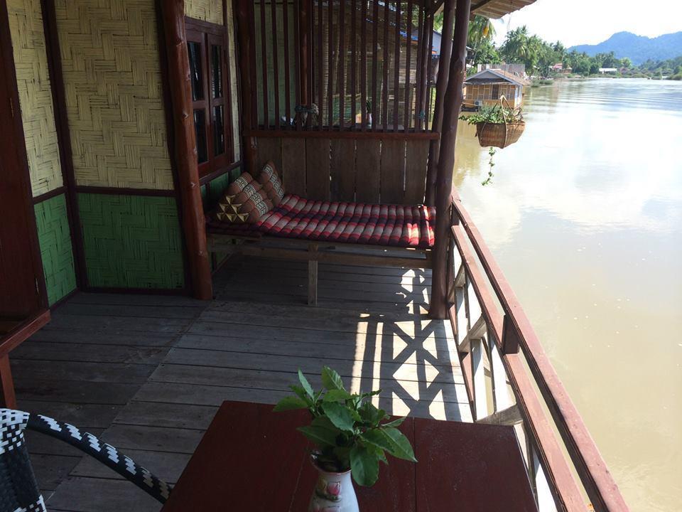 Dokchampa Guesthouse Ban Khon Exteriér fotografie