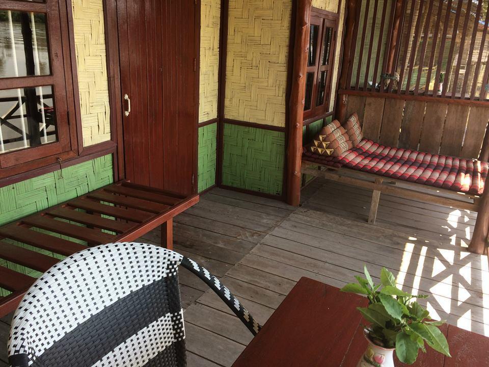 Dokchampa Guesthouse Ban Khon Exteriér fotografie